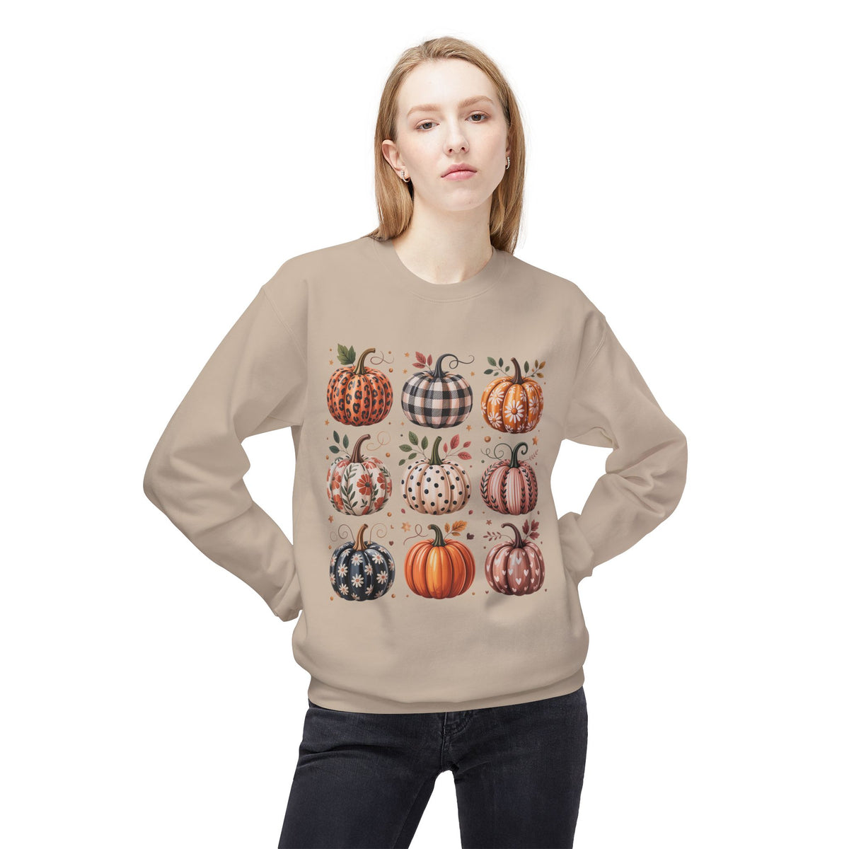 Sand crewneck sweatshirt with patchwork pumpkin graphic